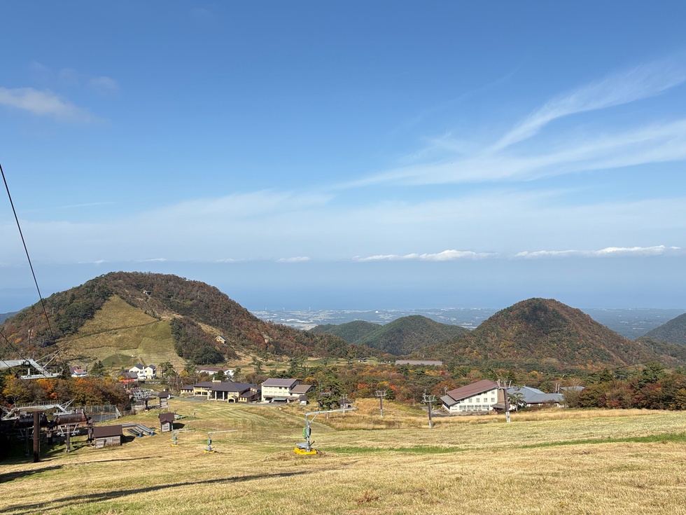 251108紅葉 中の原より豪円山方面 (4).JPG